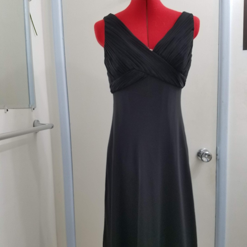Adrianna Papell little black dress fit and flare
